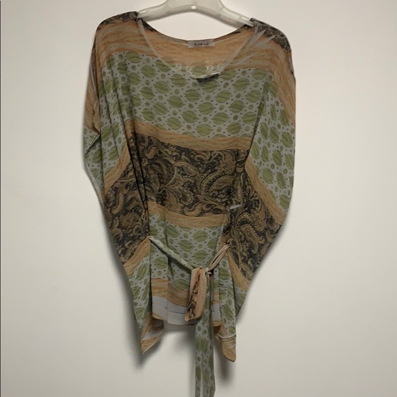 Tie front blouse. - Picture 1 of 2